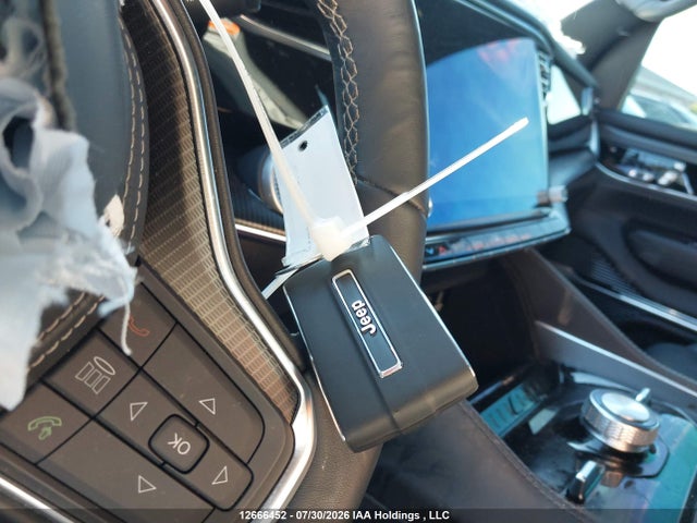 Продажа на аукционе авто 2026 Jeep Grand Wagoneer L Summit Obsidian, vin: 1C4SJSEP6TS155720, номер лота: 12666452