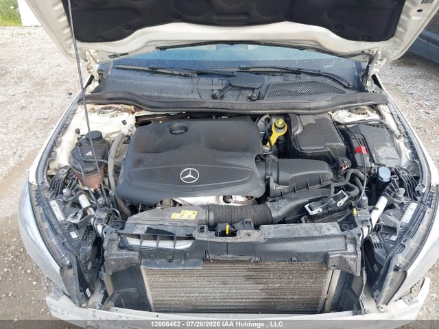 WDDSJ4GB6HN480702 Mercedes-Benz CLA 250 4MATIC