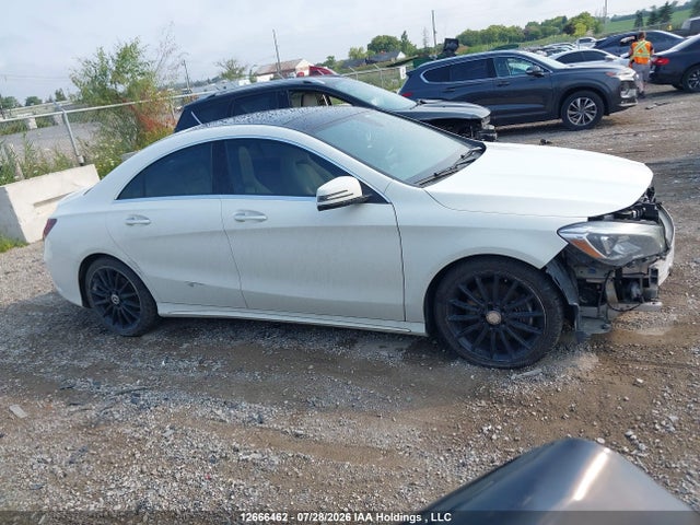 WDDSJ4GB6HN480702 Mercedes-Benz CLA 250 4MATIC