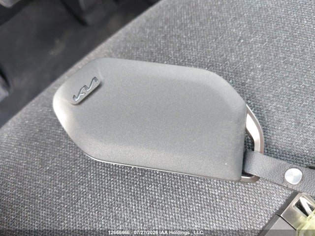 Продажа на аукционе авто 2026 Kia Carnival Lx/lxs, vin: KNDNB5K34T6637236, номер лота: 12666466