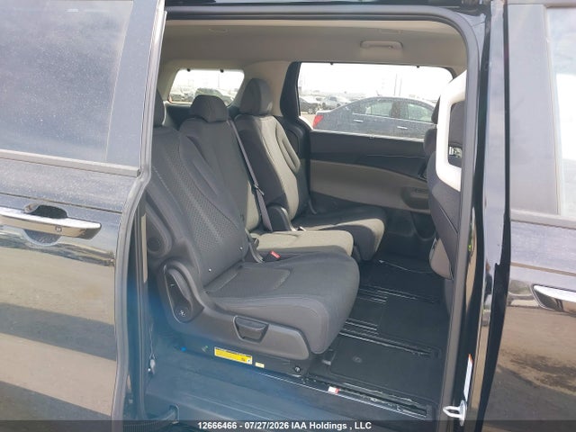 12666466 :رقم المزاد ، KNDNB5K34T6637236 vin ، 2026 Kia Carnival Lx/lxs مزاد بيع