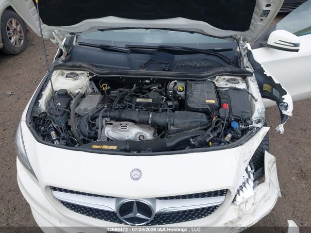 2014 Mercedes-benz Cla 250 მანქანა იყიდება აუქციონზე, vin: WDDSJ4EB8EN104842, აუქციონის ნომერი: 12666472