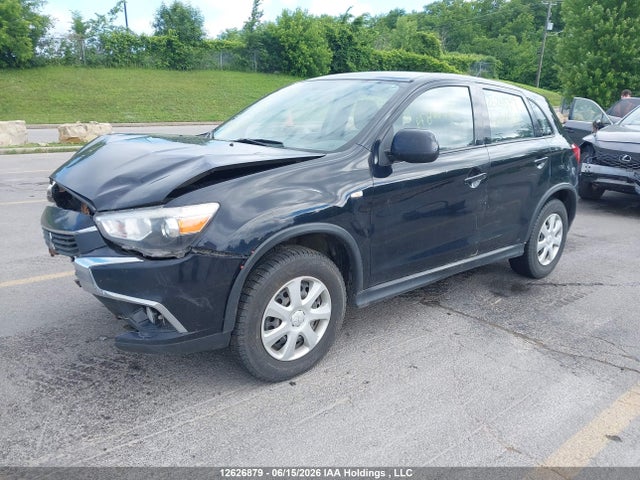 12626879 :رقم المزاد ، JA4AH3AU7GZ608694 vin ، 2016 Mitsubishi Rvr Es/se مزاد بيع