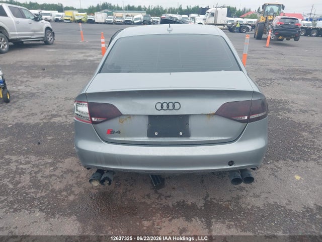 12637325 :رقم المزاد ، WAUDGCFL2BA003363 vin ، 2011 Audi S4 3.0 مزاد بيع