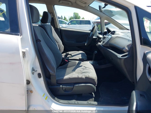 Honda Fit Dx-a 2014 LUCGE8H3XE3000523 Image 5