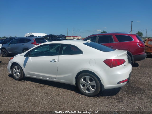 12666488 :رقم المزاد ، KNAFX6A85F5301983 vin ، 2015 Kia Forte Koup مزاد بيع