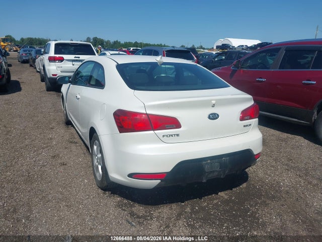 12666488 :رقم المزاد ، KNAFX6A85F5301983 vin ، 2015 Kia Forte Koup مزاد بيع