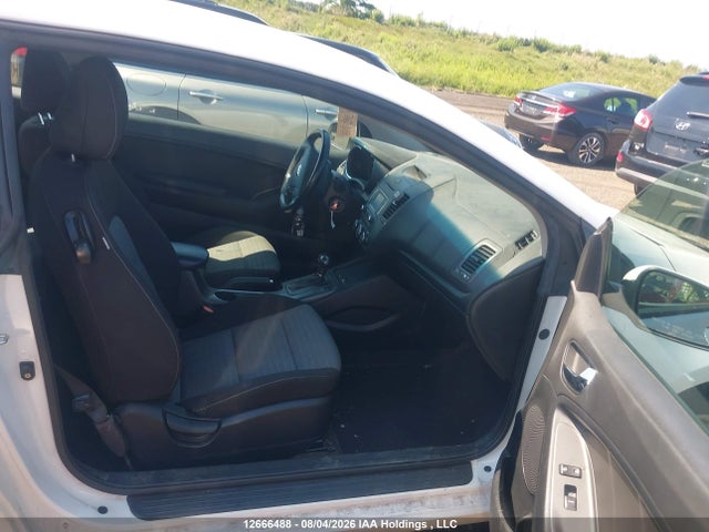 12666488 :رقم المزاد ، KNAFX6A85F5301983 vin ، 2015 Kia Forte Koup مزاد بيع