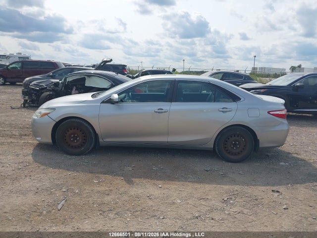 Продаж на аукціоні авто 2015 Toyota Camry Le/xle/se/xse, vin: 4T1BF1FK1FU932999, номер лоту: 12666501