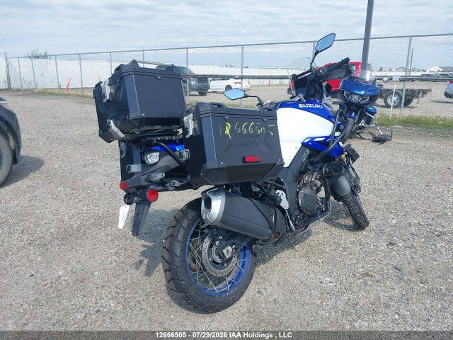 Suzuki Dl1050 De/de Adventure 2024 JS1EF13E6R7100183 Image 4