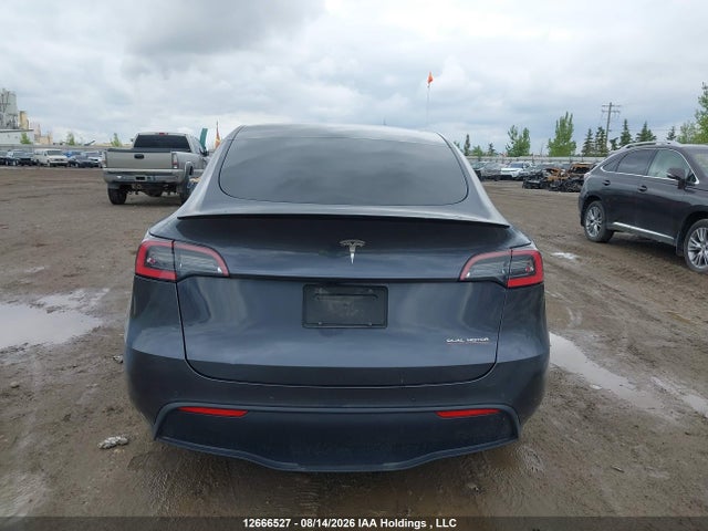 Tesla Model Y 2021 5YJYGDEF8MF081324 Image 17
