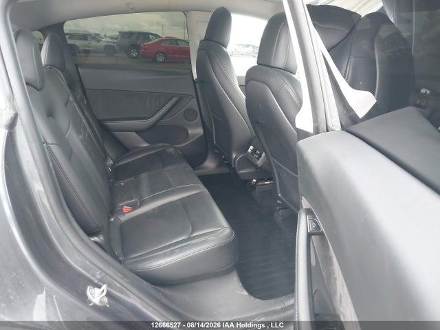 Tesla Model Y 2021 5YJYGDEF8MF081324 Image 8