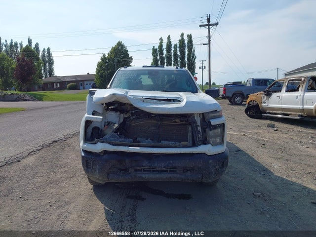 2024 Chevrolet Silverado K2500 Heavy Duty მანქანა იყიდება აუქციონზე, vin: 1GC3YLE7XRF350713, აუქციონის ნომერი: 12666558