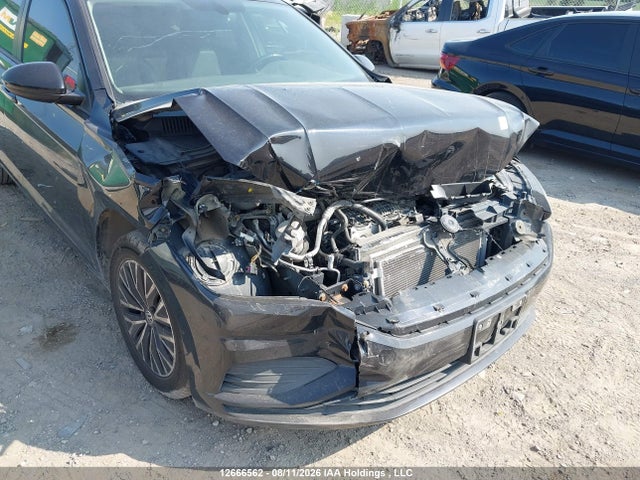 Auction sale of the 2019 Volkswagen Jetta 1.4 Tsi Highline, vin: 3VWE57BU2KM041243, lot number: 12666562
