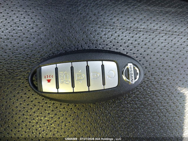 Продаж на аукціоні авто 2018 Nissan Rogue Midnight Edition/s/sl/sl W/propilot Assist/sv, vin: 5N1AT2MV5JC784586, номер лоту: 12666569