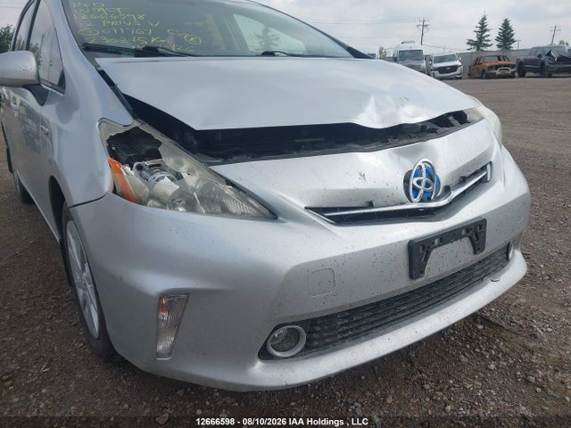 Продажа на аукционе авто 2012 Toyota Prius V Three, vin: JTDZN3EU5C3071767, номер лота: 12666598