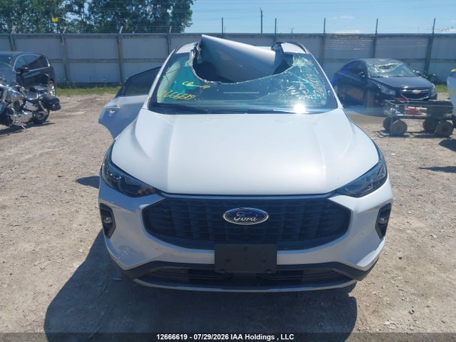 Продажа на аукционе авто 2025 Ford Escape Phev, vin: 1FMCU0E1XSUB08829, номер лота: 12666619