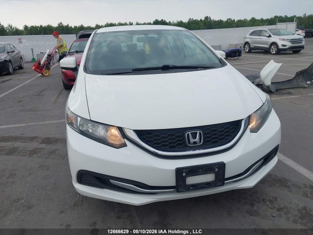 Honda CIVIC SEDAN 2015 2HGFB2F45FH022091 Image 13