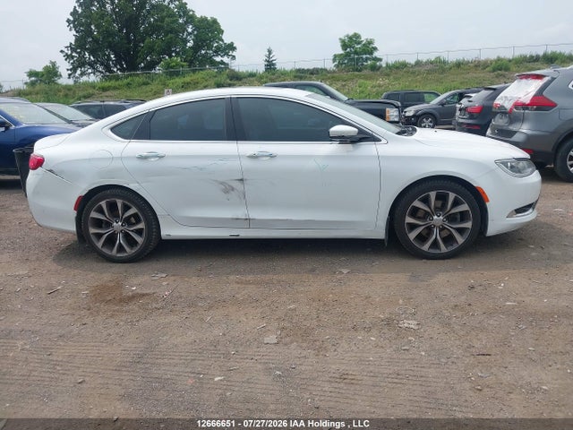 Chrysler 200 C 2016 1C3CCCCG8GN185480 Image 13