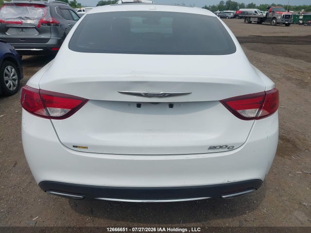 Chrysler 200 C 2016 1C3CCCCG8GN185480 Image 16
