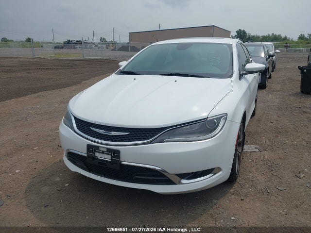 Chrysler 200 C 2016 1C3CCCCG8GN185480 Image 2