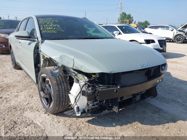 2025 Kia K4 Ex/ex+ მანქანა იყიდება აუქციონზე, vin: 3KPFU4DE3SE067049, აუქციონის ნომერი: 12666668