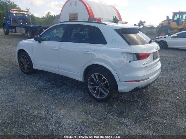 WA1AECF36M1061680 Audi Q3 45 Komfort