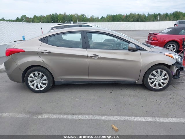 2013 Hyundai Elantra Gl მანქანა იყიდება აუქციონზე, vin: 5NPDH4AEXDH281258, აუქციონის ნომერი: 12666696