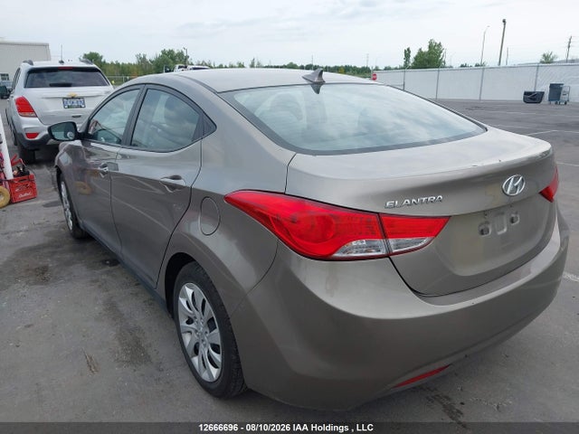 2013 Hyundai Elantra Gl მანქანა იყიდება აუქციონზე, vin: 5NPDH4AEXDH281258, აუქციონის ნომერი: 12666696