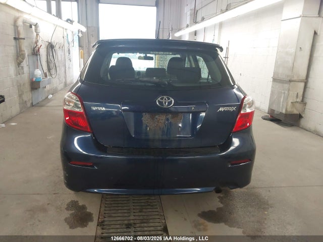12666702 :رقم المزاد ، 2T1KU4EE5AC430848 vin ، 2010 Toyota Matrix مزاد بيع