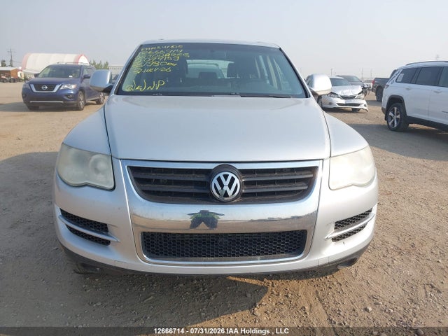 2008 Volkswagen Touareg მანქანა იყიდება აუქციონზე, vin: WVGBE67L68D077159, აუქციონის ნომერი: 12666714