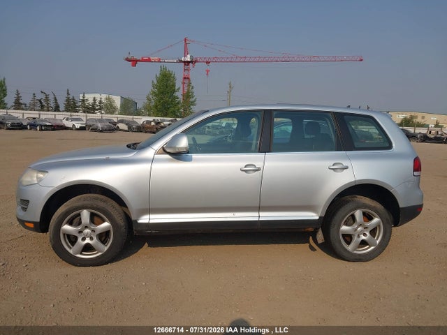 2008 Volkswagen Touareg მანქანა იყიდება აუქციონზე, vin: WVGBE67L68D077159, აუქციონის ნომერი: 12666714