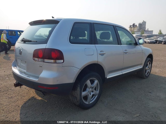 2008 Volkswagen Touareg მანქანა იყიდება აუქციონზე, vin: WVGBE67L68D077159, აუქციონის ნომერი: 12666714