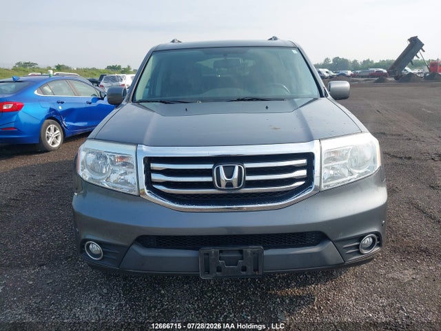 2013 Honda Pilot Touring მანქანა იყიდება აუქციონზე, vin: 5FNYF4H93DB504299, აუქციონის ნომერი: 12666715