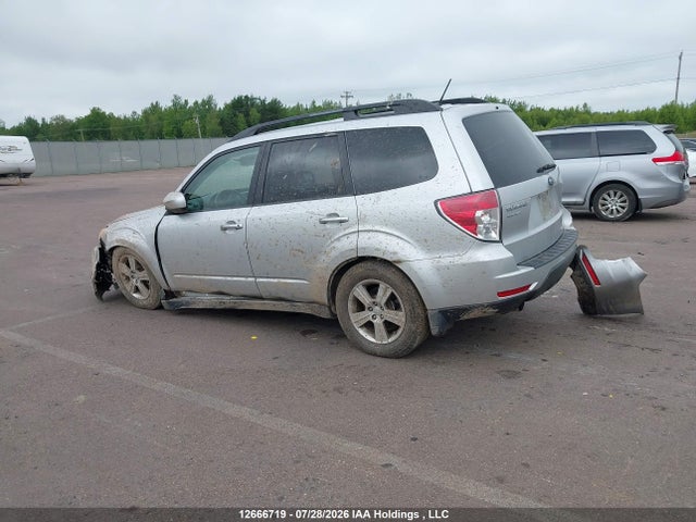 Продаж на аукціоні авто 2011 Subaru Forester 2.5x Premium, vin: JF2SHCDC7BH735720, номер лоту: 12666719
