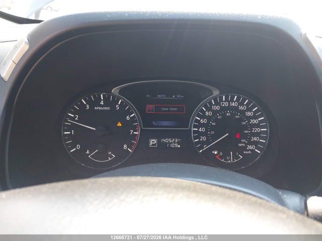 2015 Nissan Pathfinder S/sv/sl/platinum მანქანა იყიდება აუქციონზე, vin: 5N1AR2MM2FC679775, აუქციონის ნომერი: 12666721