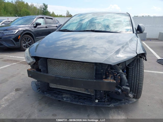 KMHD84LF3HU094621 Hyundai ELANTRA GL