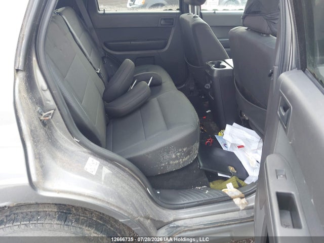 2012 Ford Escape მანქანა იყიდება აუქციონზე, vin: 1FMCU0DG4CKA11290, აუქციონის ნომერი: 12666735