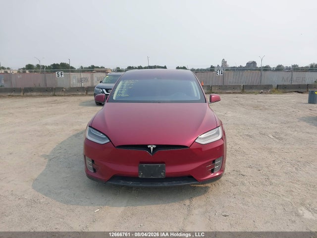 Tesla MODEL X 2016 5YJXCBE44GFS02638 Image 12