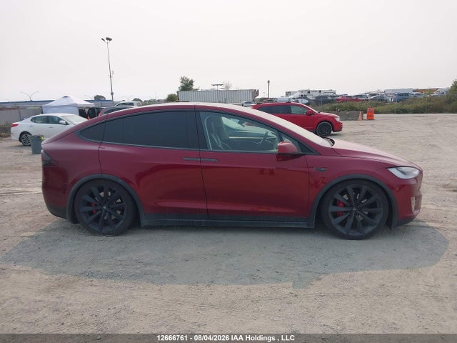 Tesla MODEL X 2016 5YJXCBE44GFS02638 Image 13