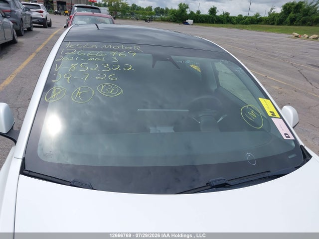 Tesla MODEL 3 2021 5YJ3E1EAXMF852322 Image 18