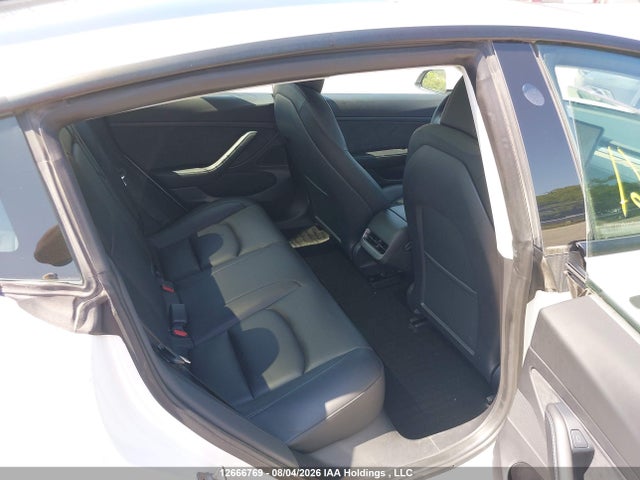 Auction sale of the 2021 Tesla Model 3, vin: 5YJ3E1EAXMF852322, lot number: 12666769