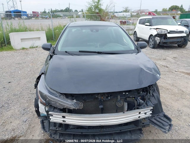 Toyota COROLLA LE 2022 5YFBPMBE2NP278819 Image 13