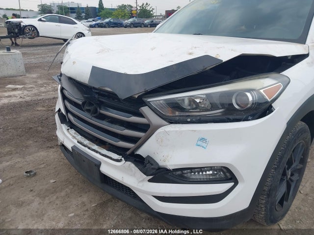 Hyundai Tucson Luxury 2016 KM8J3CA47GU244578 Image 6