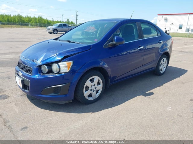 Chevrolet Sonic Lt Auto 2014 1G1JC5EHXE4183438 Image 2