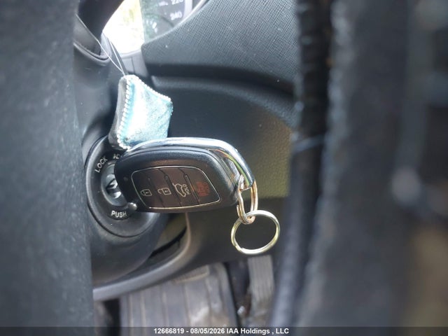 2013 Hyundai Santa Fe Xl Luxury მანქანა იყიდება აუქციონზე, vin: KM8SNDHF8DU011820, აუქციონის ნომერი: 12666819