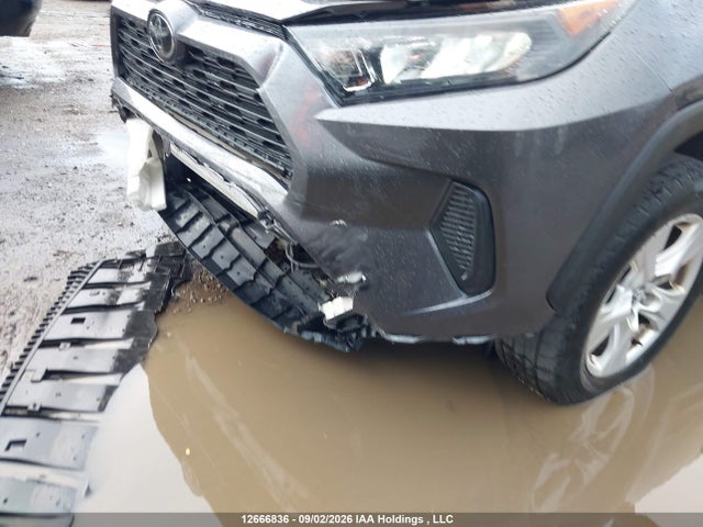 Toyota RAV4 LE 2019 2T3B1RFV7KC010036 Image 6