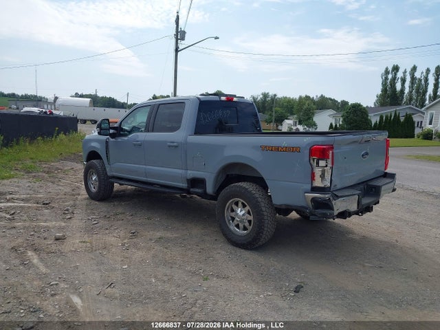 Ford F-350 Lariat 2024 1FT8W3BN2REE27143 Image 3