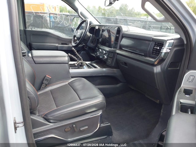 Ford F-350 Lariat 2024 1FT8W3BN2REE27143 Image 5
