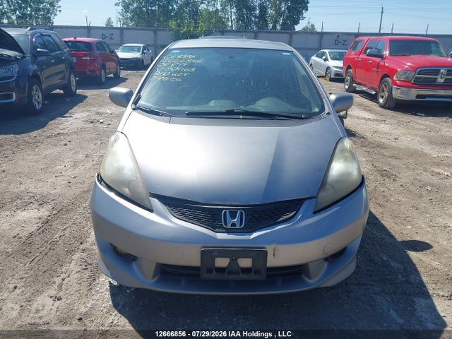 2009 Honda Fit Sport მანქანა იყიდება აუქციონზე, vin: JHMGE87879S801163, აუქციონის ნომერი: 12666856